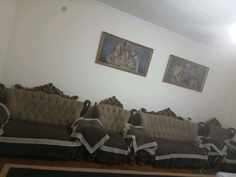 kresla divan sotiladi kresla divan sotiladi