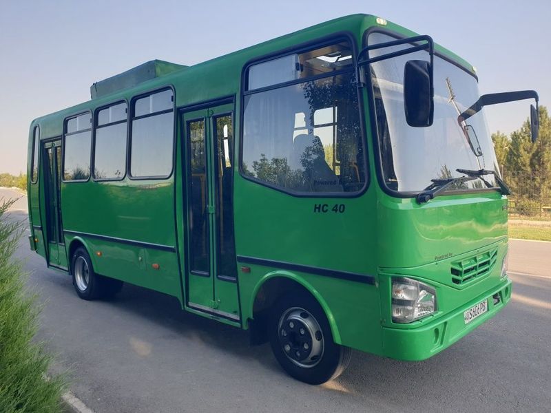 Avtobus isuzu Hc40 Avtobus isuzu Hc40