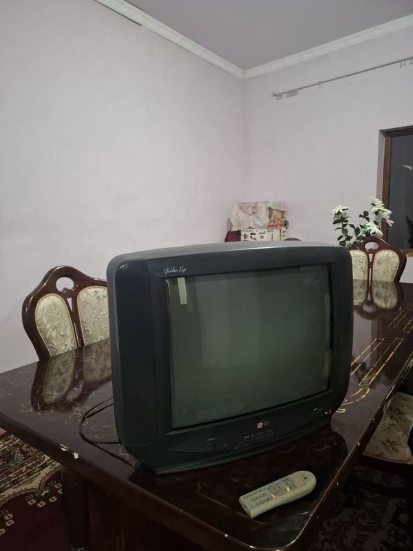 Telvizor sotiladi xolati yaxshi