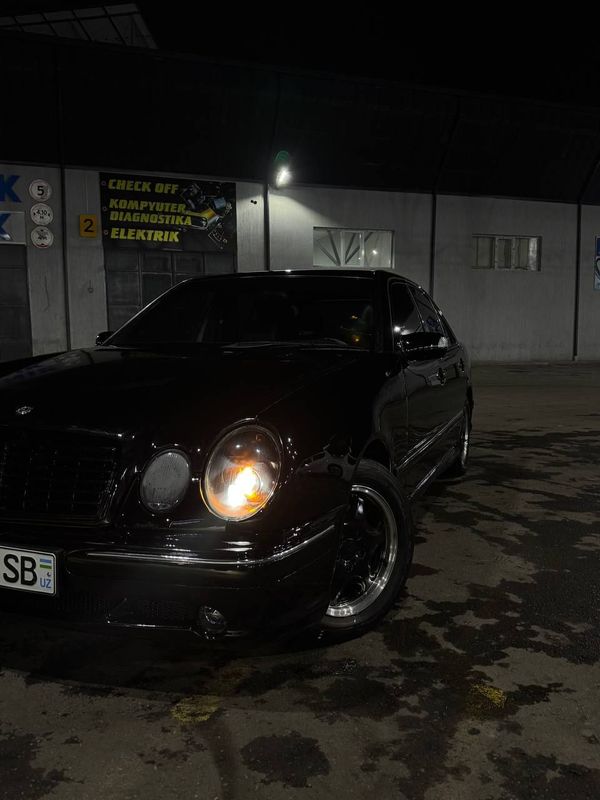 Mercedes-Benz W 210, 3,2 mator, 189 min yurgan ,karobka hadavoy zor