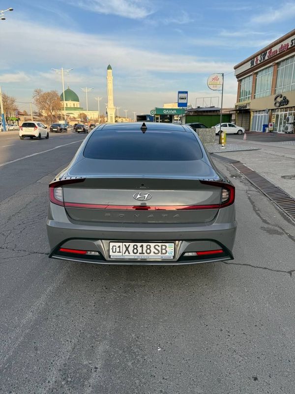 Hyundai sonata 5 pozitciya sotiladi