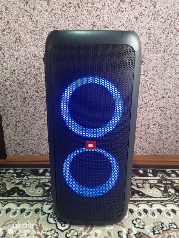 JBL partybox 300