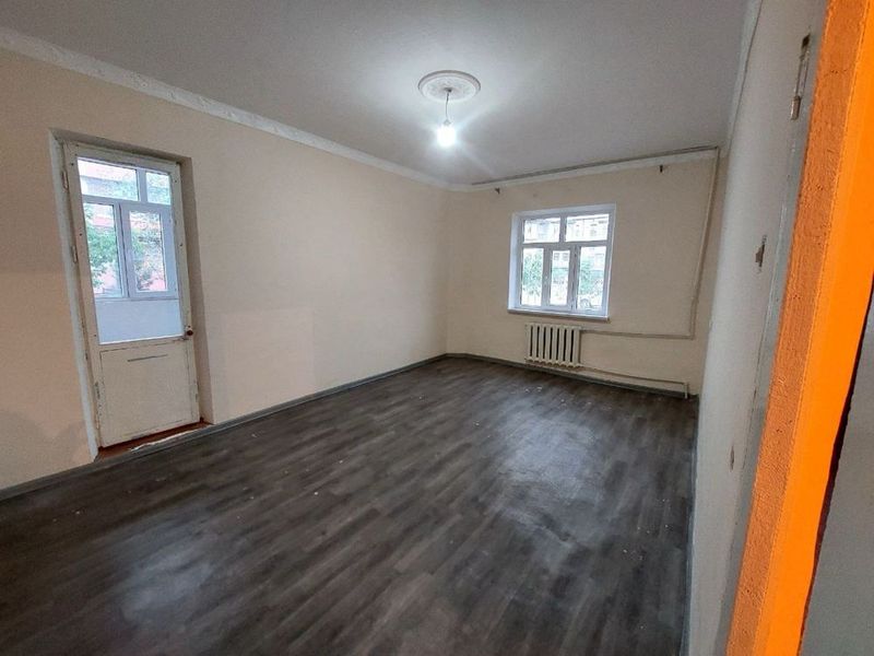 1хонли квартира сотилади.1этаж. 1хонли квартира сотилади.1этаж.