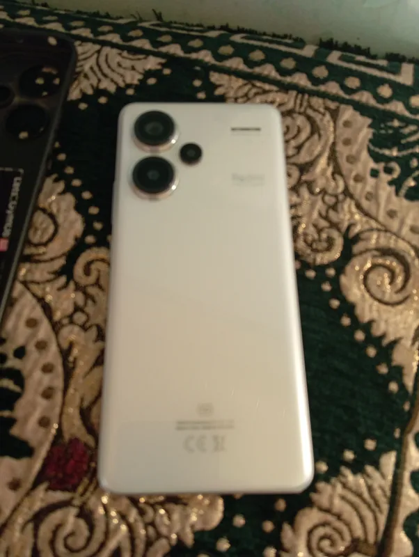redmi note 13 pro +5g  operativ 512 ram 12