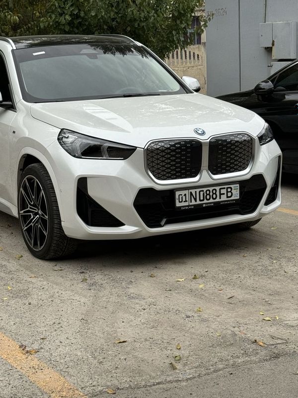 Bmw x1 yengidek ozimi moshinam ideal holatda kelip haydap koras Bmw x1 yengidek ozimi moshinam ideal holatda kelip haydap koras