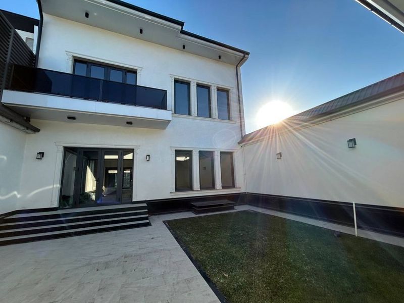 Готовый большой новый дом на Академ городке. IT парк. Готовый большой новый дом на Академ городке. IT парк.