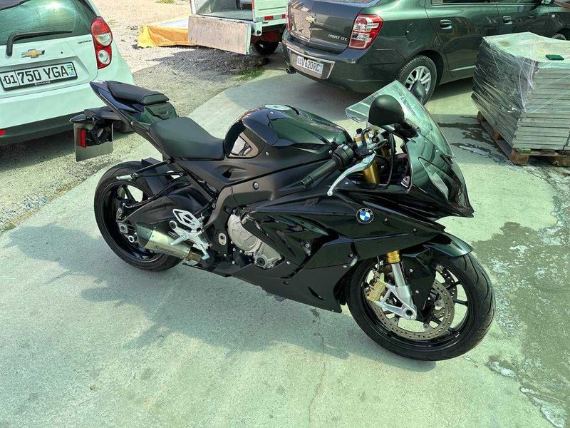 Продается BMW S1000RR в идеальном состоянии Продается BMW S1000RR в идеальном состоянии