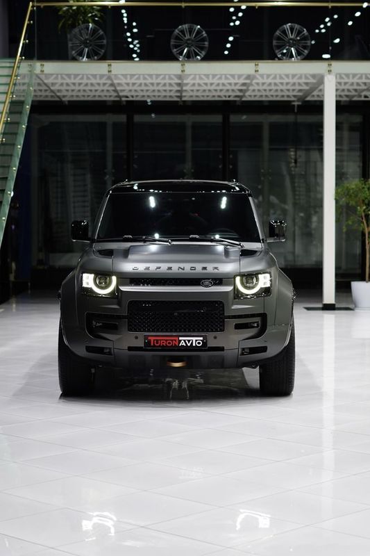 Land Rover Defender OCTA Edition one 110
