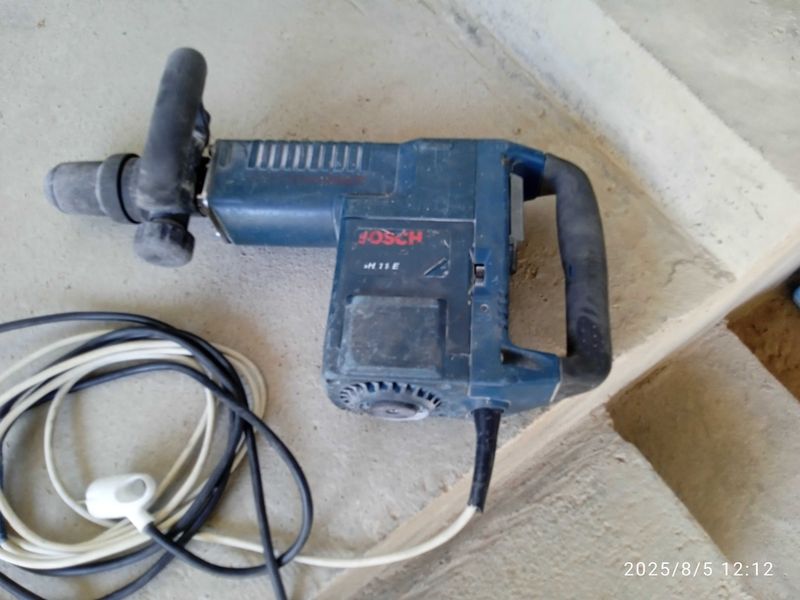 Сотилади отбойный молоток Bosch Сотилади отбойный молоток Bosch