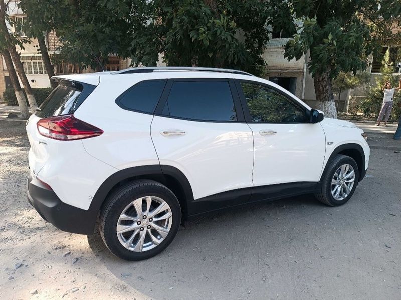 Tracker 2 LTZ TURBO