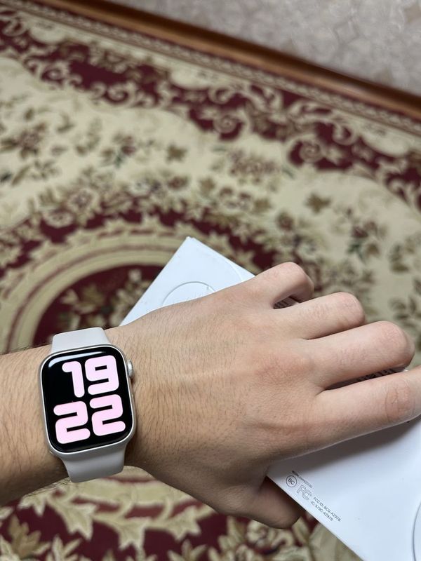 Apple watch series 9 41mm starlight Al star Apple watch series 9 41mm starlight Al star