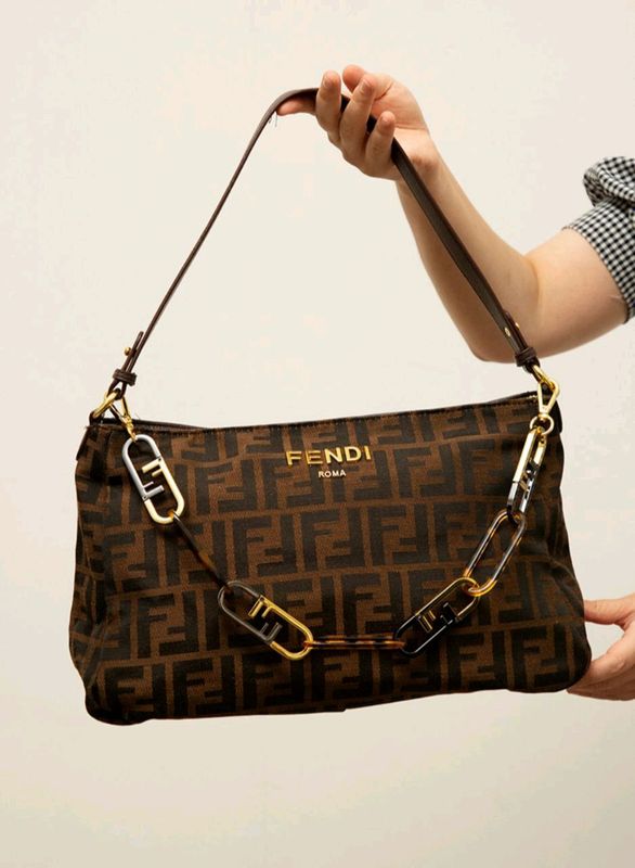 sumka FENDI brendi