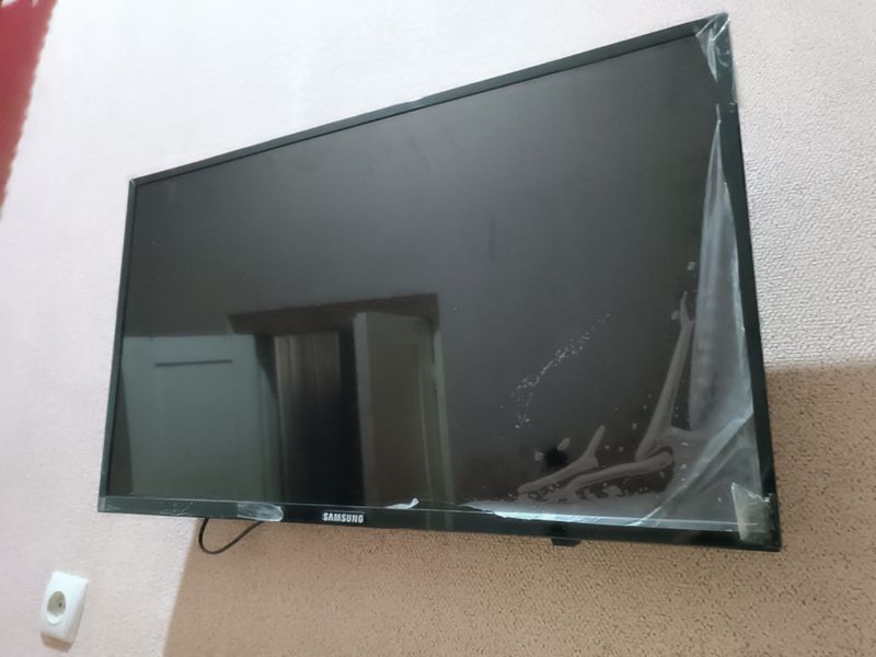 Samsung yangi 32 Samsung yangi 32