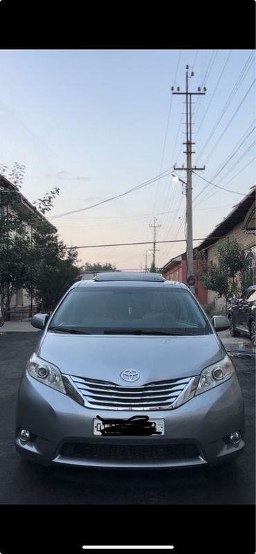 Toyota sienna 2016 7kishilik