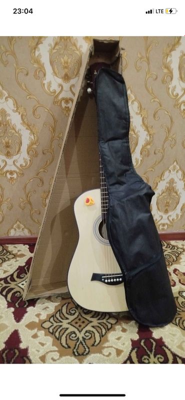 Gitara sotiladi…. Gitara sotiladi….