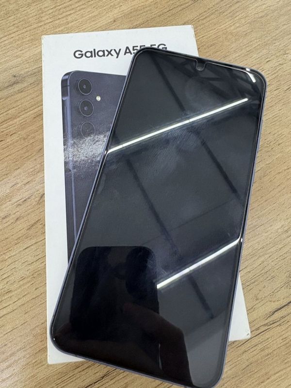 Samsung a55 srocna Samsung a55 srocna