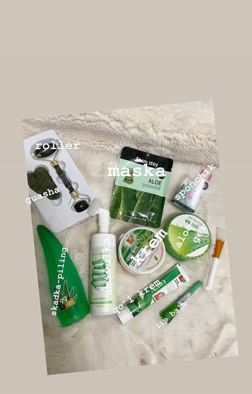 Yuz uchun aloe verali nabor Yuz uchun aloe verali nabor