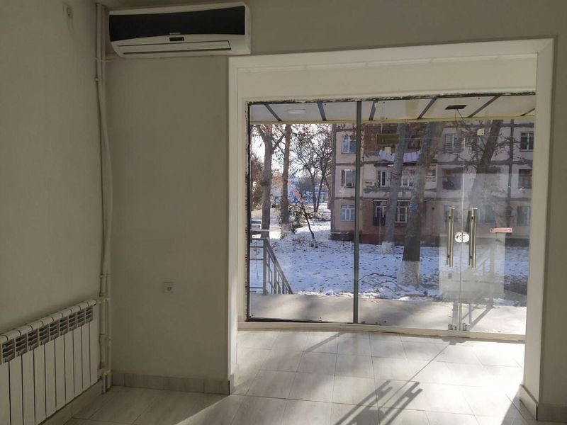 На ТТЗ -1 под магазин, офис, аптеку 60 м2 На ТТЗ -1 под магазин, офис, аптеку 60 м2