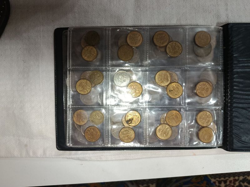 Продам монеты Рубли Продам монеты Рубли
