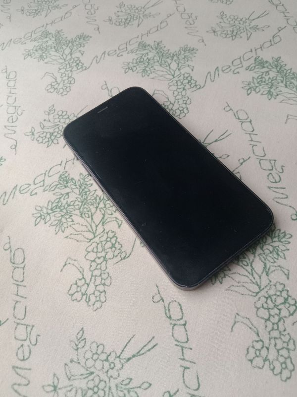 iphone 12 mini ideal holatda