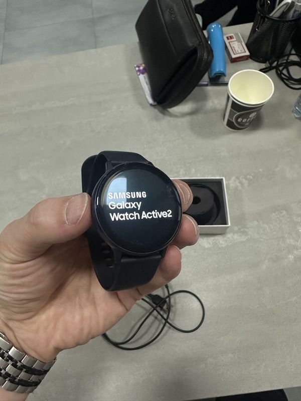 Продам часы samsung active 2 Продам часы samsung active 2