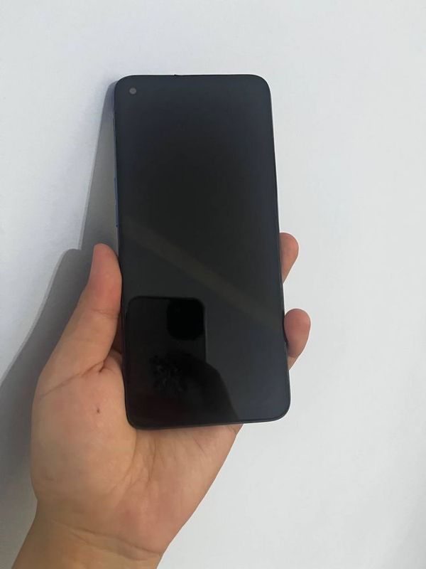 Realme 6 8/128 сатылады