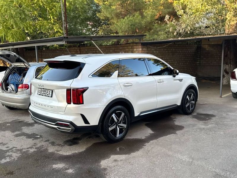KIA Sorento 7 orindiqli 2021 kraska toza KIA Sorento 7 orindiqli 2021 kraska toza