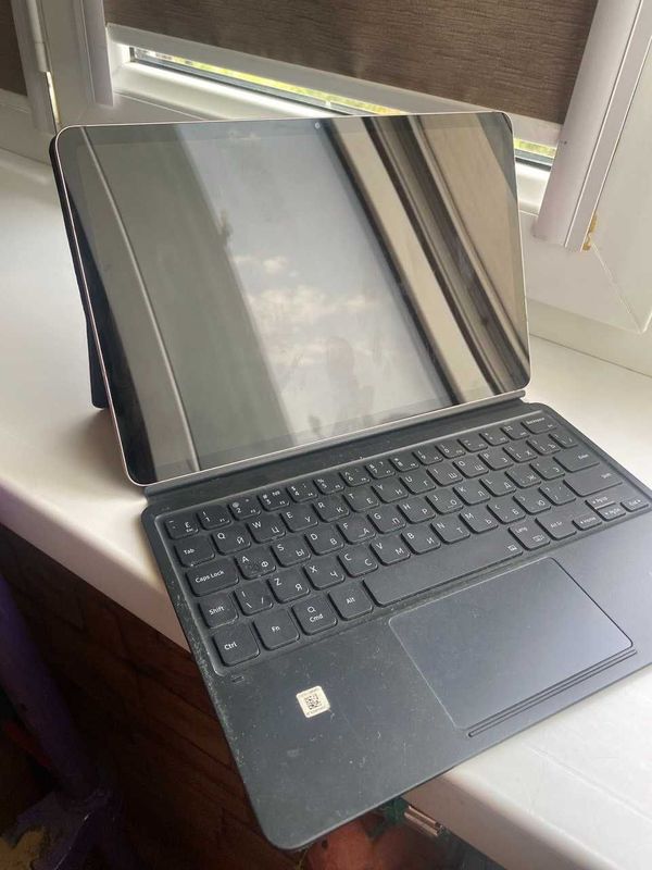 Samsung Galaxy Tab S7 SPen + кейс клавиатура Samsung Galaxy Tab S7 SPen + кейс клавиатура