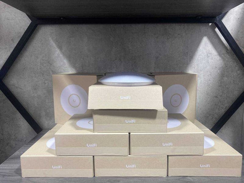 Unifi 6 + optom birinchi qo'l Unifi 6 + optom birinchi qo'l