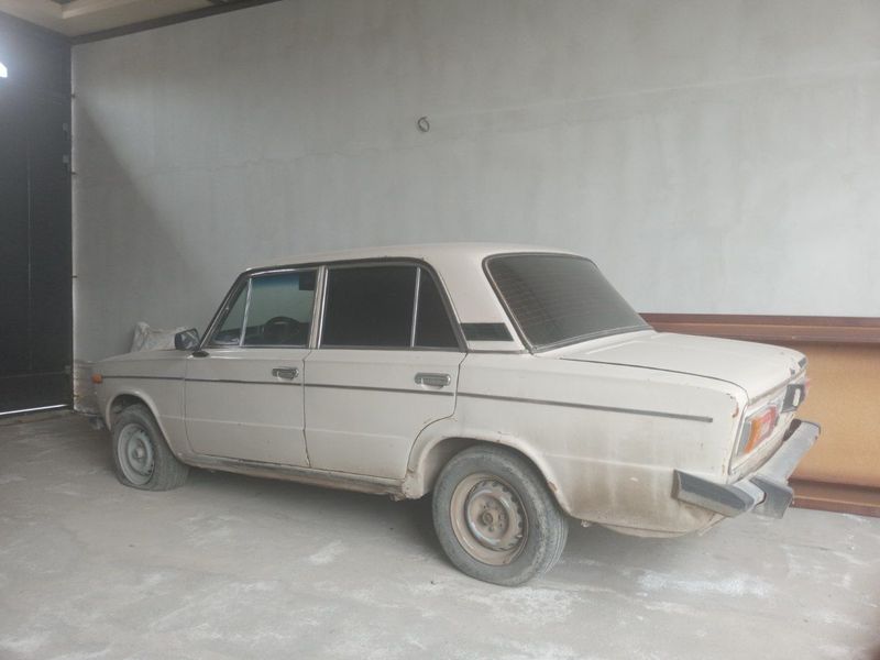 Vaz 2106 Jiguli qaymoq rang