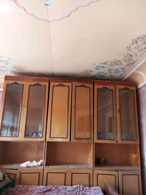 Shu sitenksa sotiladi narhi kelishiladi