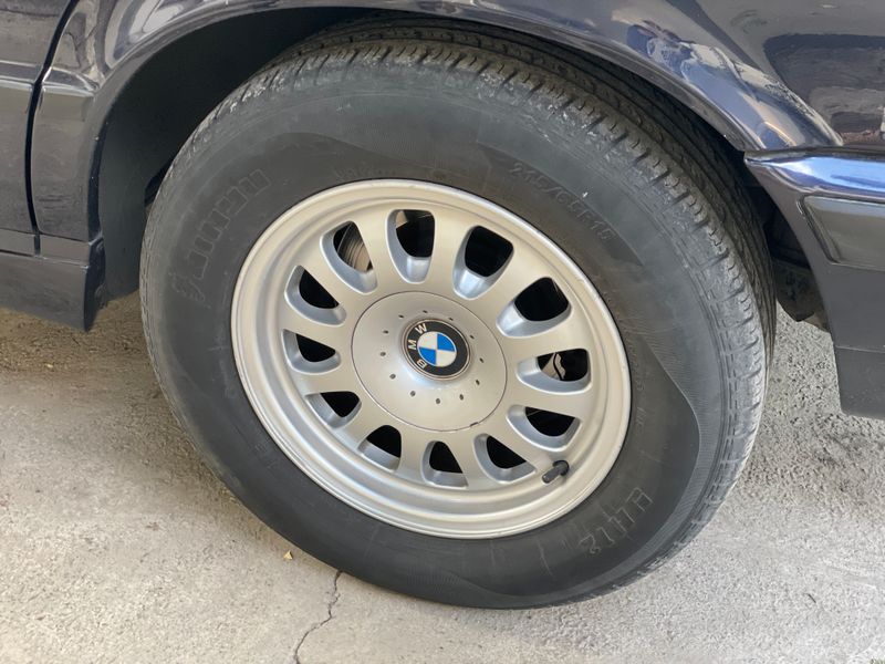 4 ta BMW e39 r 15 diska balonlari bilan