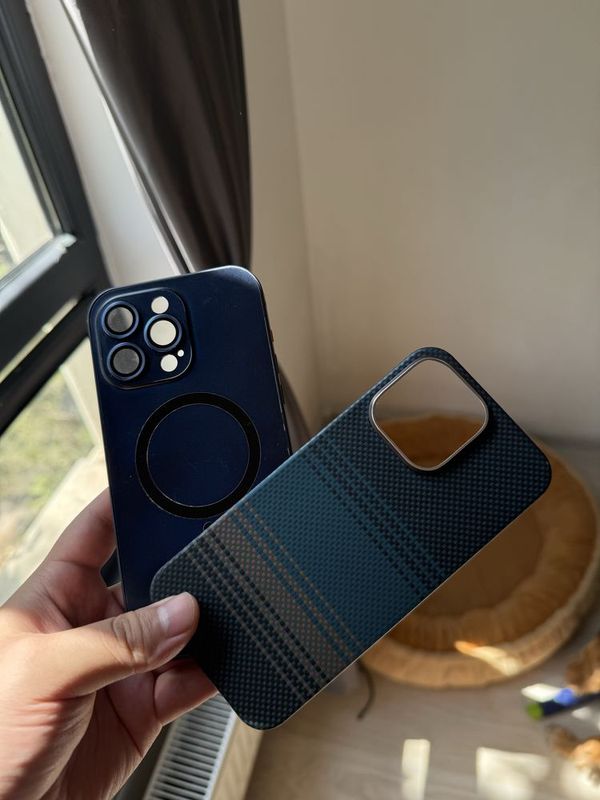 Продам кейсы на iPhone 15 Pro Max Продам кейсы на iPhone 15 Pro Max