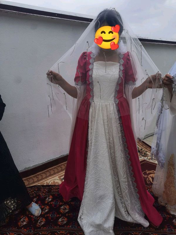 айоллар кўйлаклари