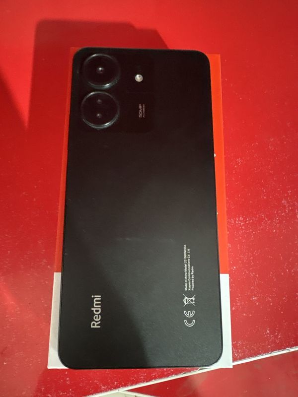 Redmi 13c (8+256)