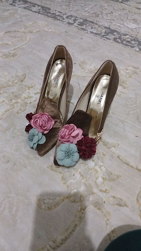 Velvet(mat)matoli Chanel tufli 38 razmer Velvet(mat)matoli Chanel tufli 38 razmer