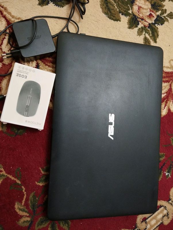 noutbuk ASUS noutbuk ASUS
