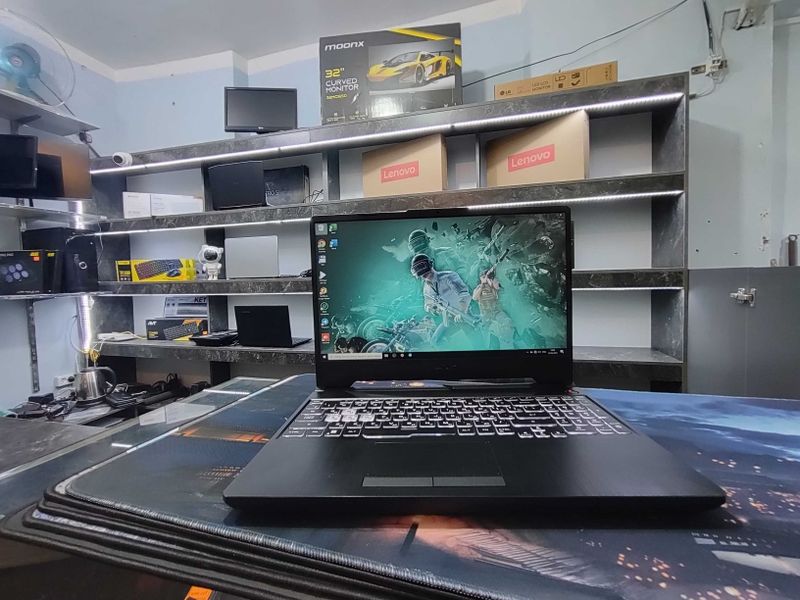 Мощный игравой ноутбук ASUS TUF Gaming Мощный игравой ноутбук ASUS TUF Gaming
