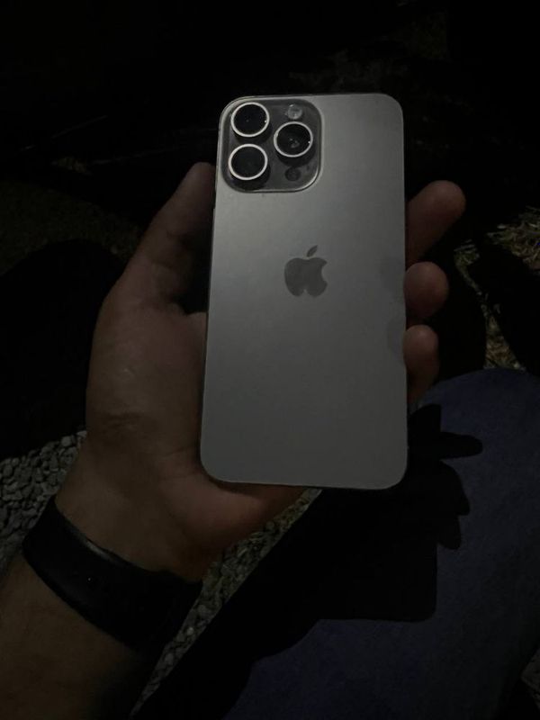 Продам Iphone 15 Pro Max Продам Iphone 15 Pro Max
