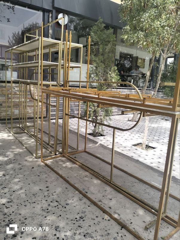 Kiyim do’konlar uchun temir gardirob
