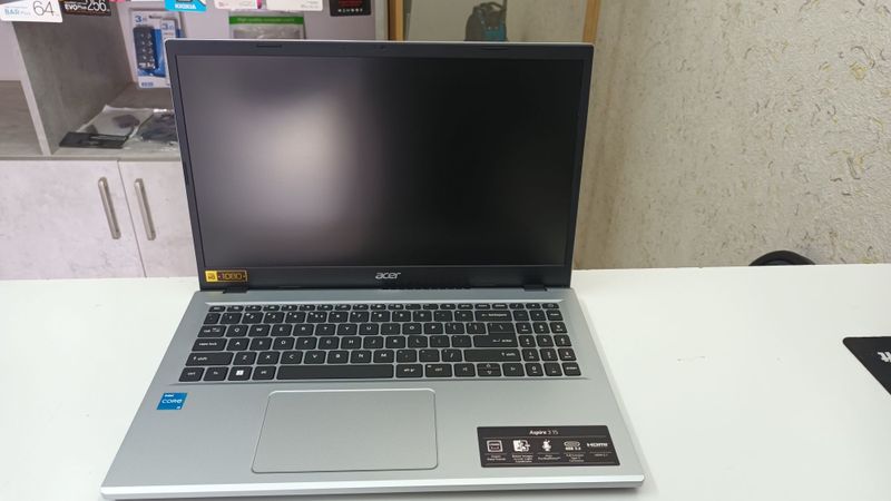 Acer Aspire 3 ноутбук