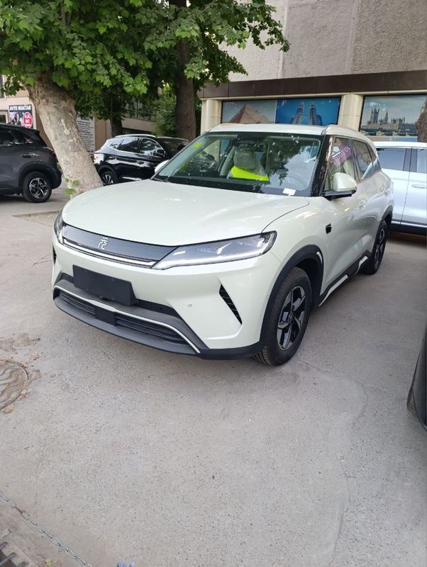 Byd Yuan up фулл доп опциялиги натариусга тайор Byd Yuan up фулл доп опциялиги натариусга тайор