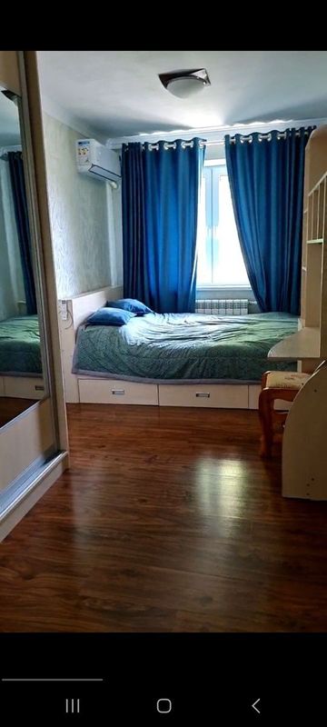 Аренда Руставели 2/4/4кирпич 500уе . Аренда Руставели 2/4/4кирпич 500уе .