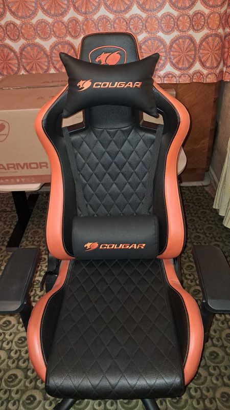 Кресло компьютерное Cougar Armor S Кресло компьютерное Cougar Armor S