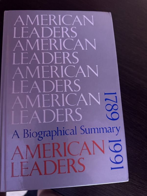 Книга American Leaders на английском языке Книга American Leaders на английском языке