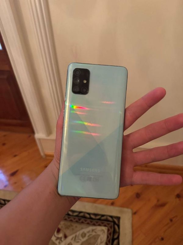 Samsung galaxy a71 Samsung galaxy a71