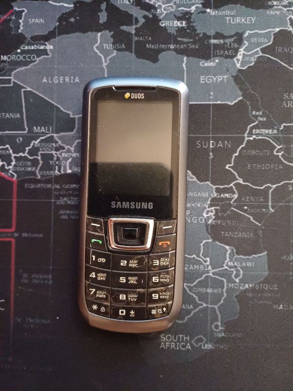 Телефон Samsung 3212 кнопочный Самсунг Телефон Samsung 3212 кнопочный Самсунг