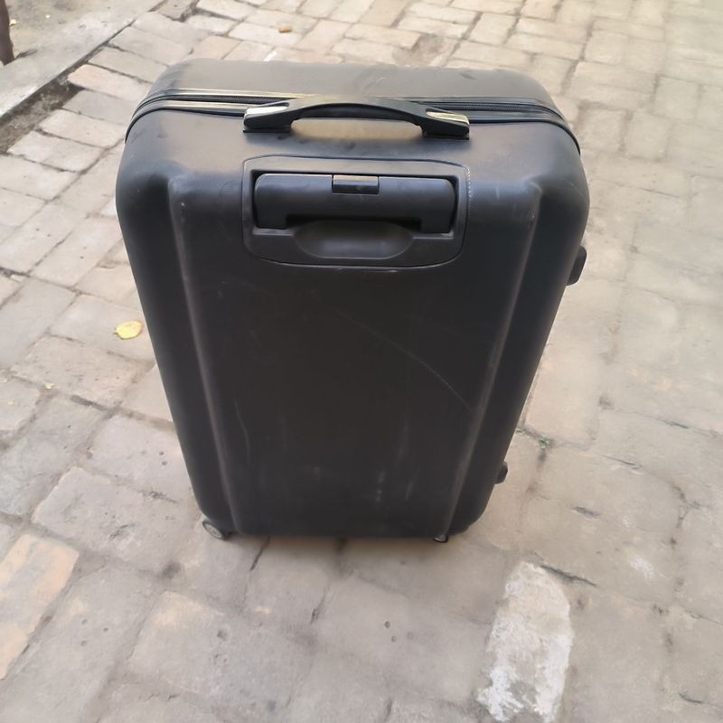 Chamadon sotiladi xolati yaxshi Chamadon sotiladi xolati yaxshi