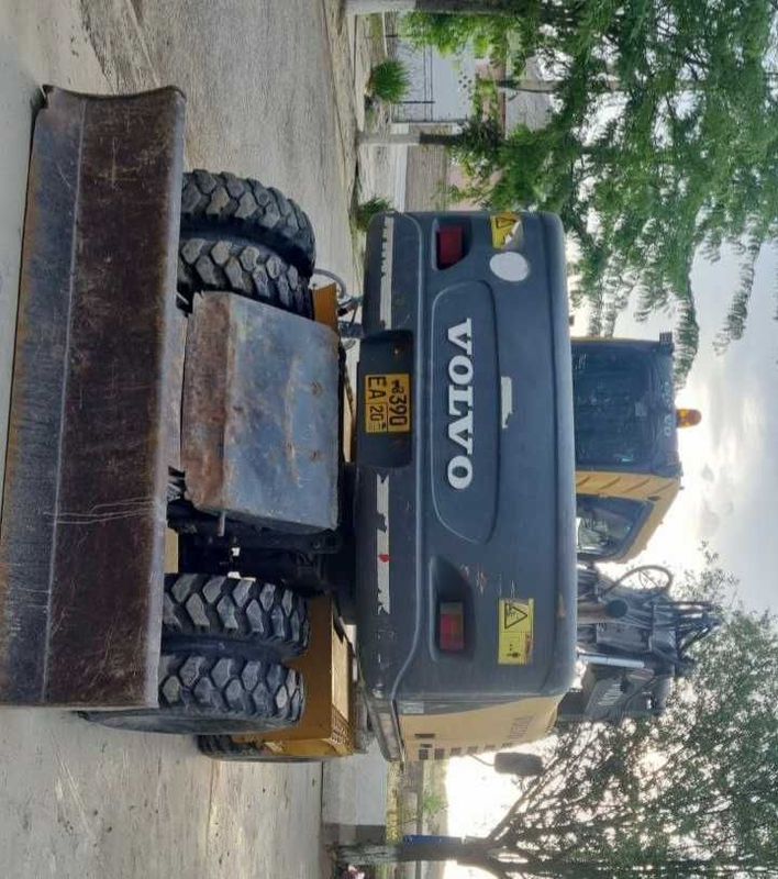 Volvo ew140b 2005 yil. Volvo ew140b 2005 yil.