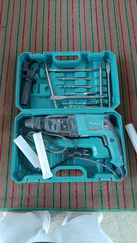 Perforator bir kun ishlatilgan